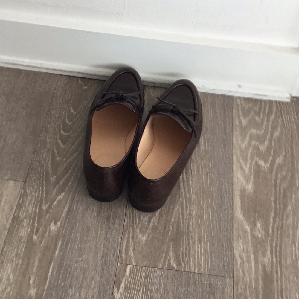 J. Crew Brown leather loafers Size 7 $200 - Picture 2 of 9